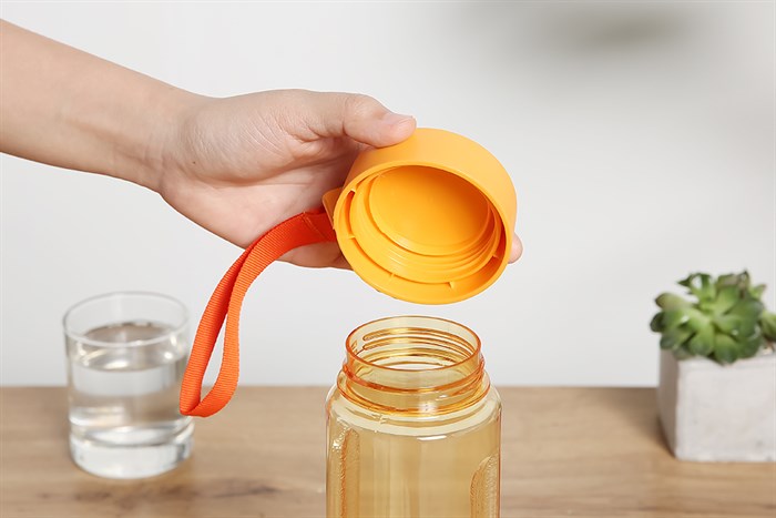 Bình đựng nước nhựa 600 ml Delites PNP3350/13E Màu Cam