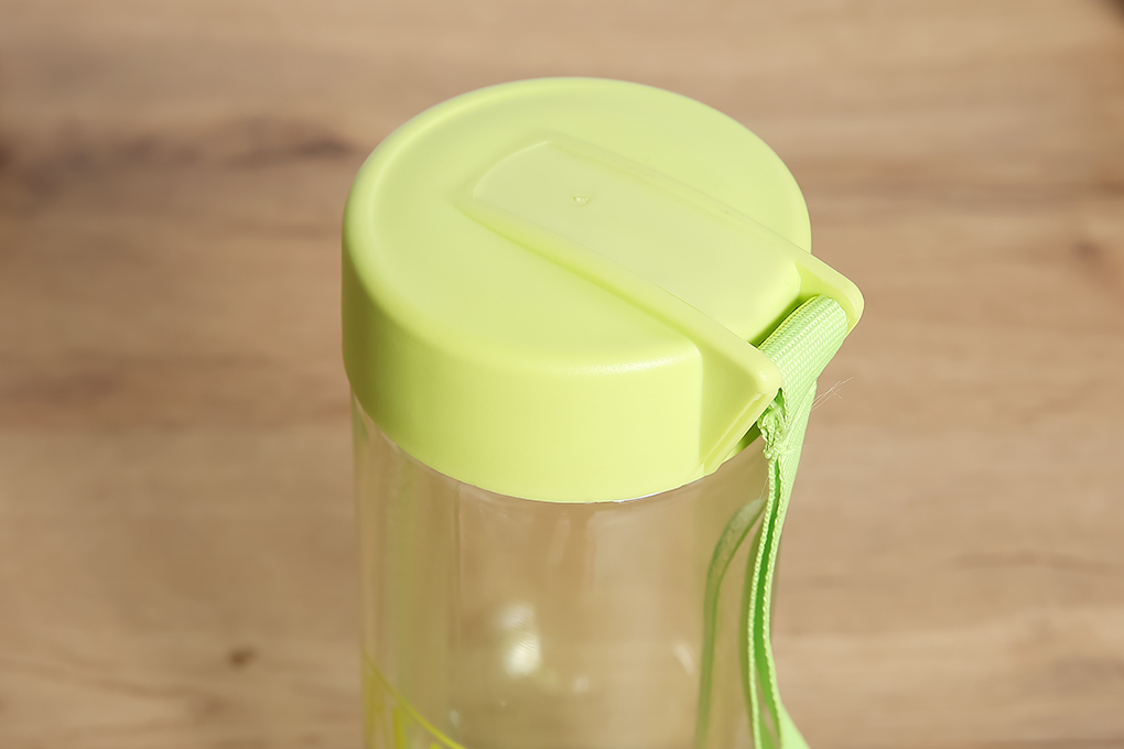Bình đựng nước nhựa 600 ml Delites PNP3350/13E Màu Xanh lá