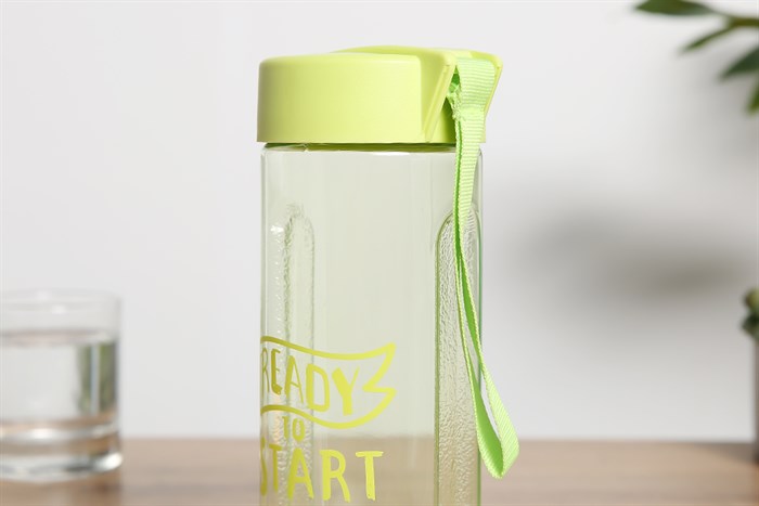 Bình đựng nước nhựa 600 ml Delites PNP3350/13E Màu Xanh lá