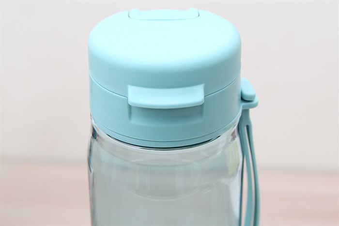 Bình đựng nước nhựa 700 ml Inochi Kita Fami Màu Xanh ngọc