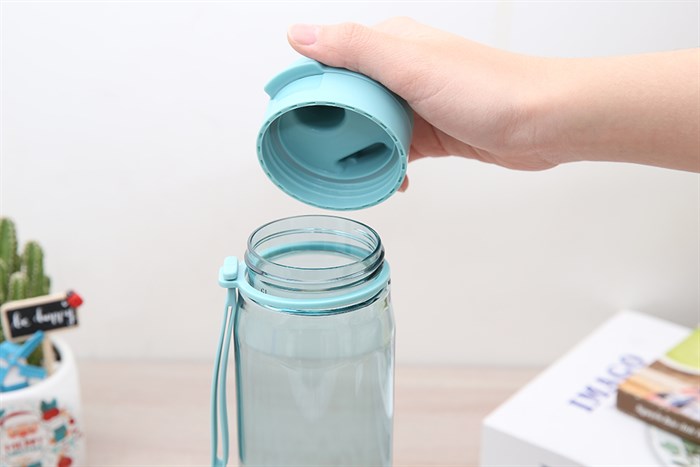 Bình đựng nước nhựa 700 ml Inochi Kita Fami Màu Xanh ngọc