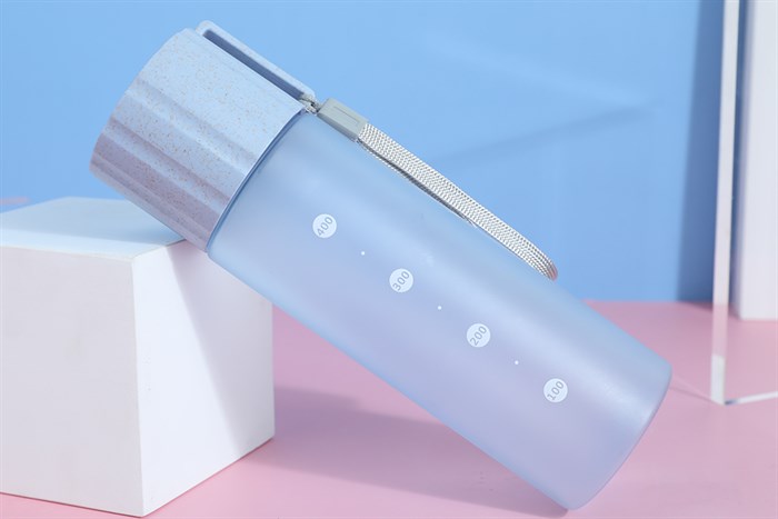 Bình đựng nước nhựa 550 ml Delites TH08771 Màu Xanh Dương