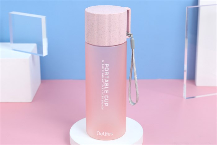Bình đựng nước nhựa 550 ml Delites TH08771 Màu Hồng