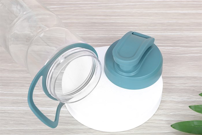 Bình đựng nước nhựa Tritan 680 ml Delites FLIP-068 Màu Xanh rêu