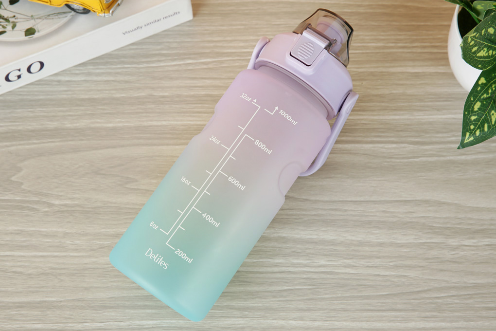 Bình đựng nước nhựa 1lít Delites WP-22801 Màu Xanh tím