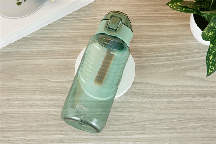 Bình đựng nước nhựa 830 ml Delites WP-22811 Màu Xanh lá đậm