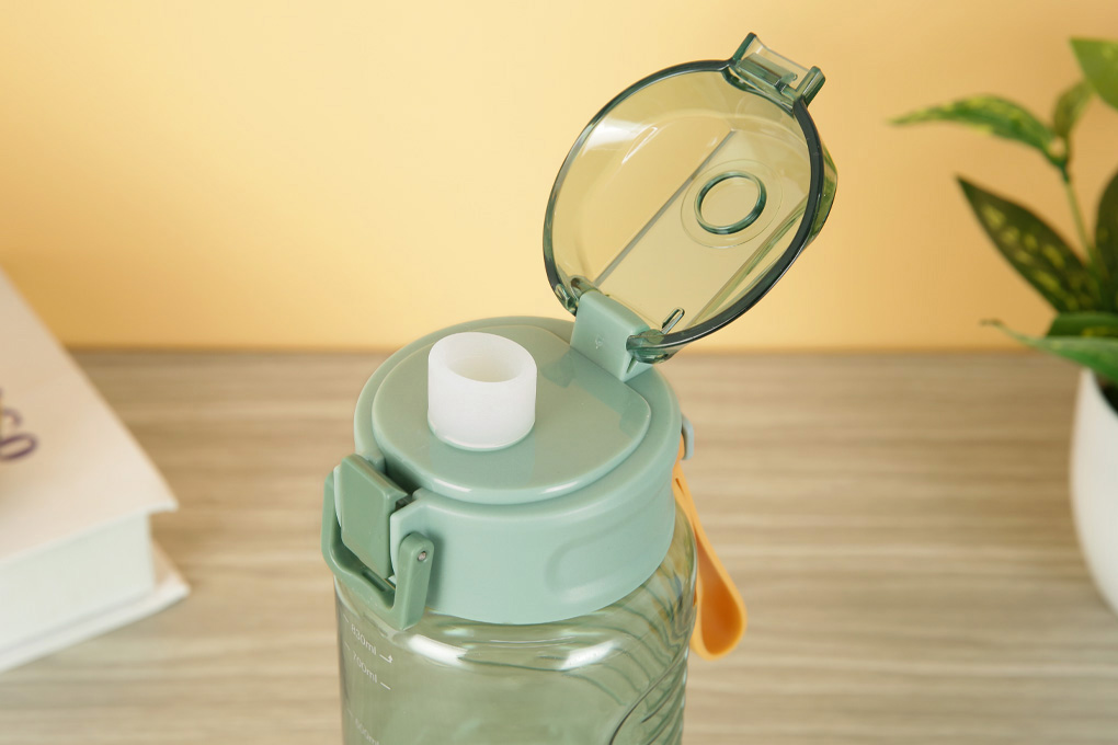 Bình đựng nước nhựa 830 ml Delites WP-22811 Màu Xanh lá đậm