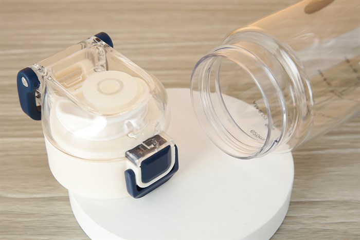 Bình đựng nước nhựa Tritan 620 ml Delites DS-537 Màu Trắng