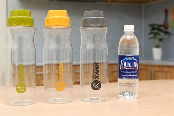 Bình đựng nước nhựa 1.1 lít DMX-008 Màu Trắng