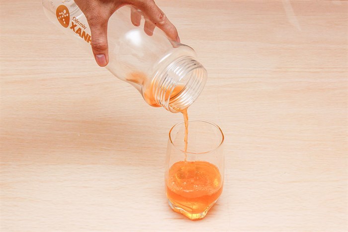 Bình đựng nước nhựa 1.1 lít DMX-008 Màu Trắng