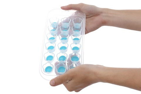 Vỉ đá nhựa 18 viên Zenstar 2784