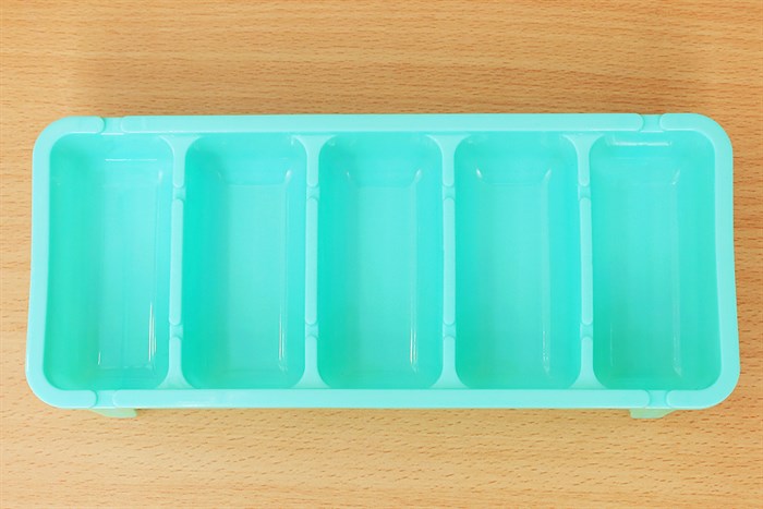 Khay đá nhựa 5 viên Đồng Tâm Màu Xanh ngọc