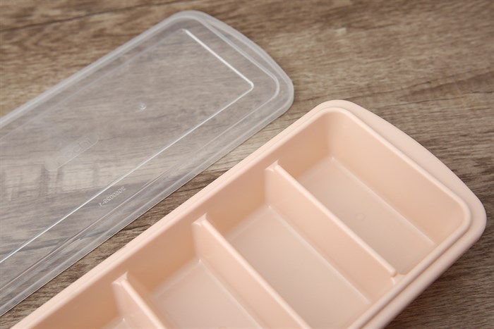 Khay đá nhựa có nắp 5 viên Kari Inochi HIN.KDCN.05VI Màu Hồng