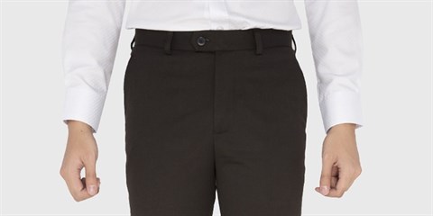 Lưng quần và đỉa quần may tỉ mỉ