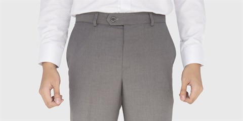 Lưng quần và đỉa quần may tỉ mỉ
