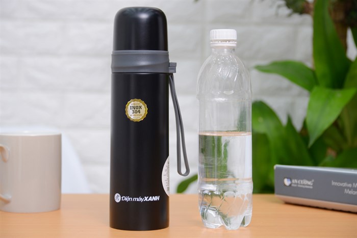 Bình giữ nhiệt inox 500 ml DMX YNQE-3021 Màu Đen