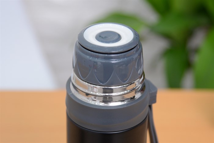 Bình giữ nhiệt inox 500 ml DMX YNQE-3021 Màu Đen