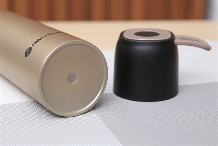 Bình giữ nhiệt inox 500 ml DMX YNQE-3011 Màu Vàng