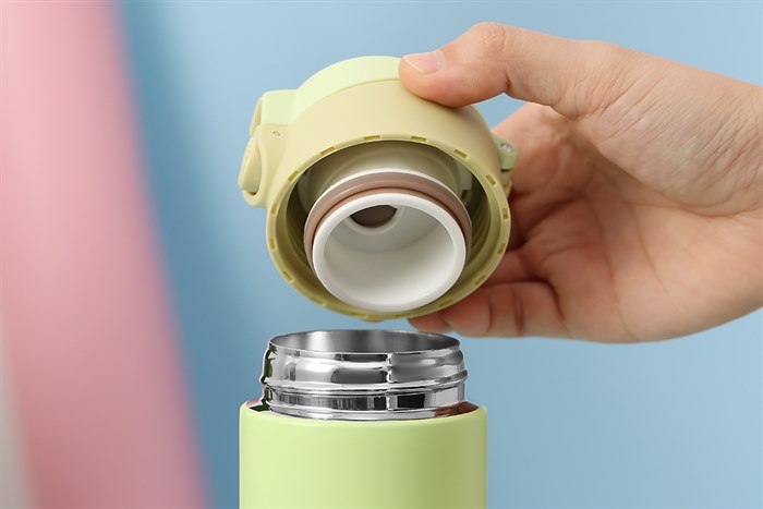 Bình giữ nhiệt inox 500 ml Delites KS K500B56 Màu Xanh lá