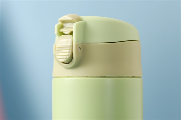 Bình giữ nhiệt inox 500 ml Delites KS K500B56 Màu Xanh lá