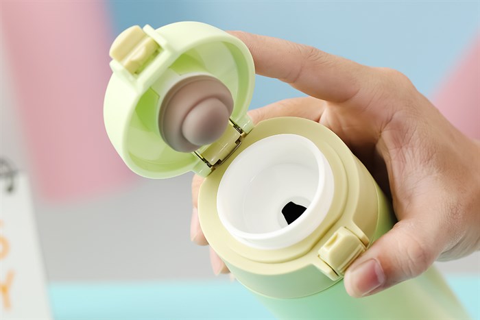 Bình giữ nhiệt inox 500 ml Delites KS K500B56 Màu Xanh lá