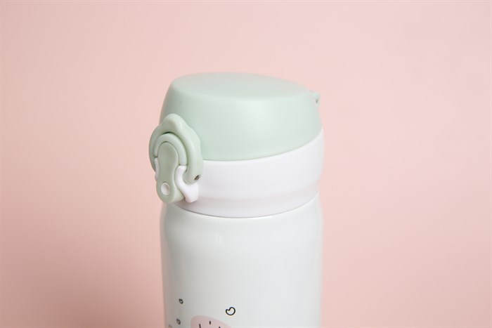 Bình giữ nhiệt inox 450 ml Delites K450B38 Màu Xanh lá