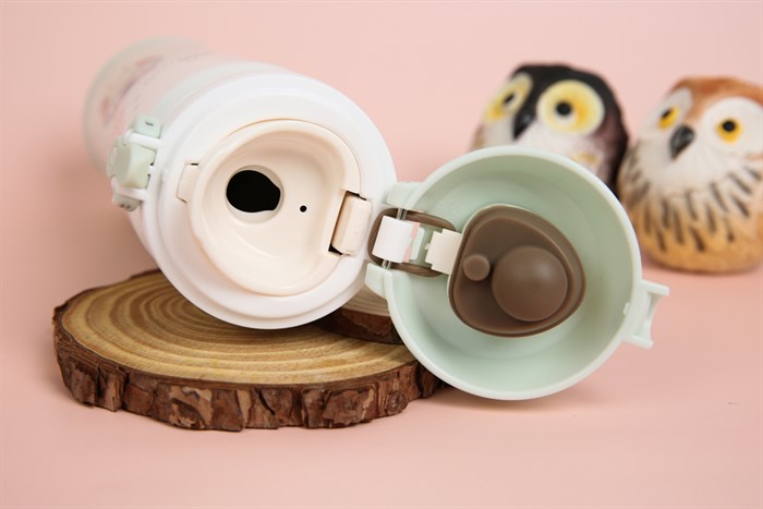 Bình giữ nhiệt inox 450 ml Delites K450B38 Màu Xanh lá