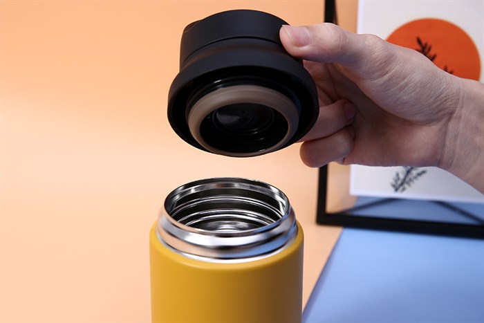 Bình giữ nhiệt inox 400 ml Tiger MCZ-S040YEV Màu Vàng