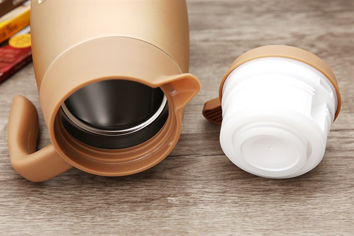 Bình giữ nhiệt inox 1600 ml Hommy KH16 Màu Vàng