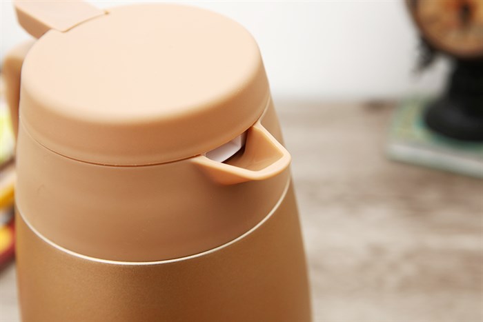 Bình giữ nhiệt inox 1600 ml Hommy KH16 Màu Vàng