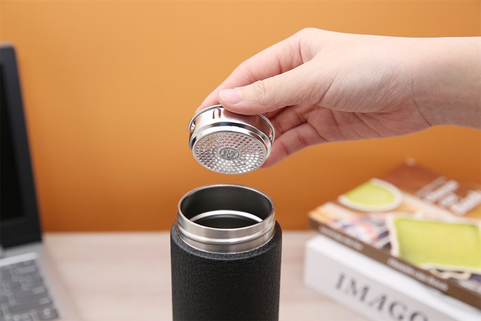 Bình giữ nhiệt inox 420 ml Elmich EL3667 Màu Đen