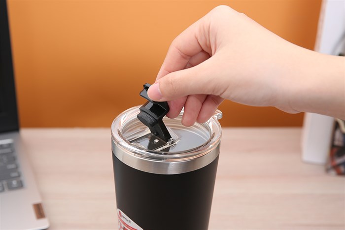 Ly giữ nhiệt inox 580 ml Elmich EL3666 Màu Đen