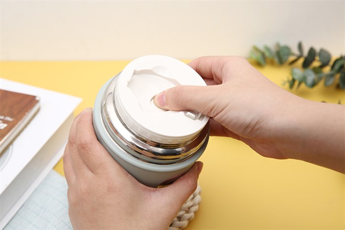 Bình đựng thức ăn giữ nhiệt inox 600 ml Elmich EL8019 Màu Xanh