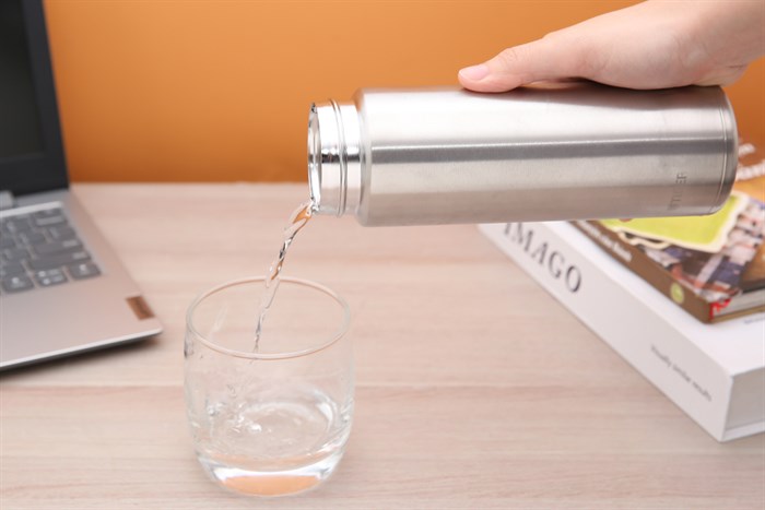 Bình giữ nhiệt inox 480 ml Tiger MEA-B048XSV Màu Xám