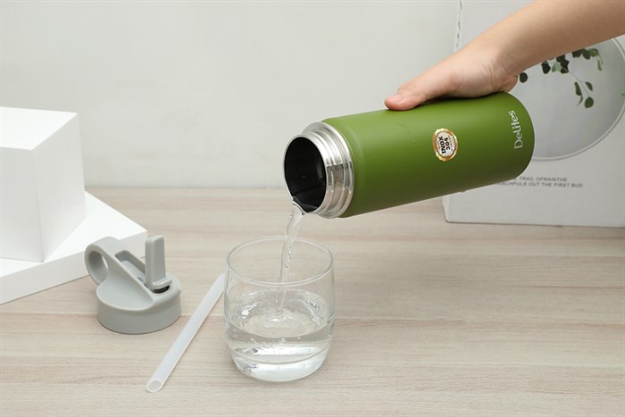 Bình giữ nhiệt inox 530 ml Delites Y1 xanh lá Màu Xanh lá
