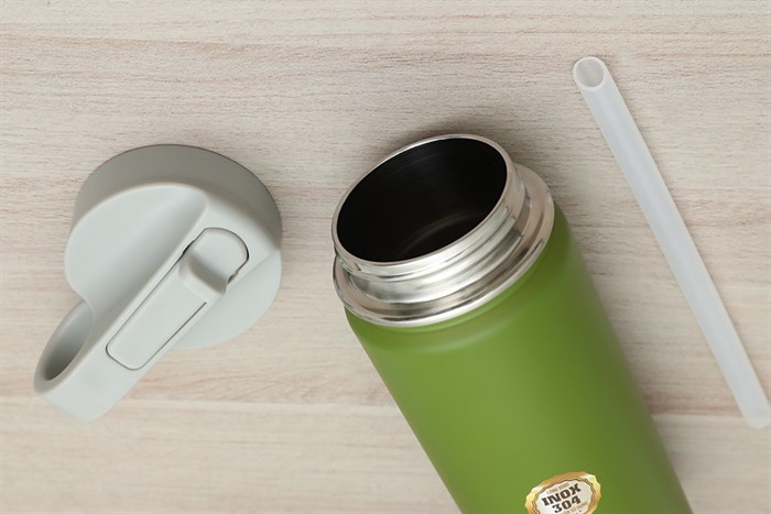 Bình giữ nhiệt inox 530 ml Delites Y1 xanh lá Màu Xanh lá