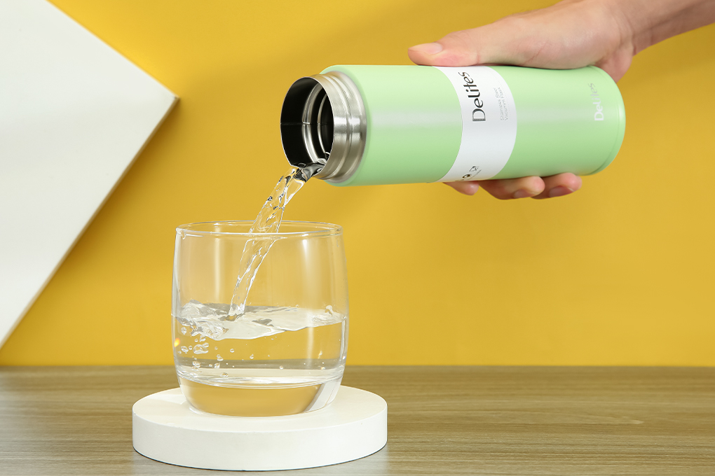 Bình giữ nhiệt inox 350 ml Delites K350B73 Xanh - Tím Màu Xanh lá