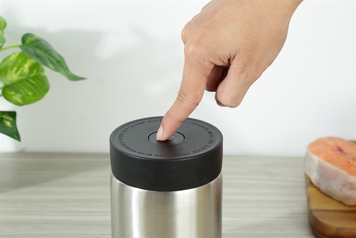 Bộ bình đựng thức ăn giữ nhiệt inox Lock&Lock LHC8031SLV Màu Bạc