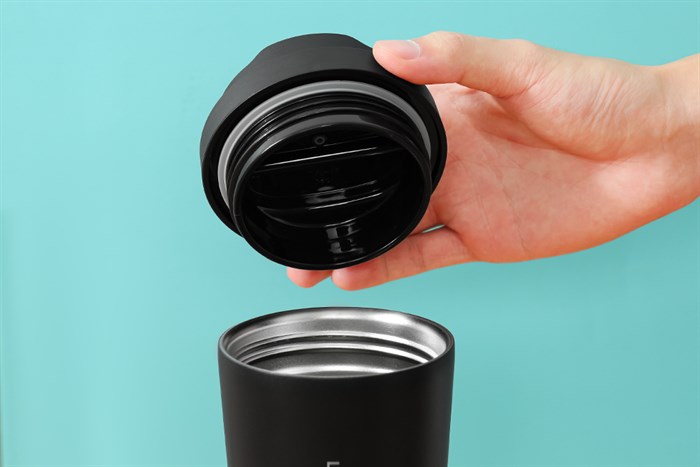 Ly giữ nhiệt inox 550 ml Lock&Lock LHC3249BLK Màu Đen