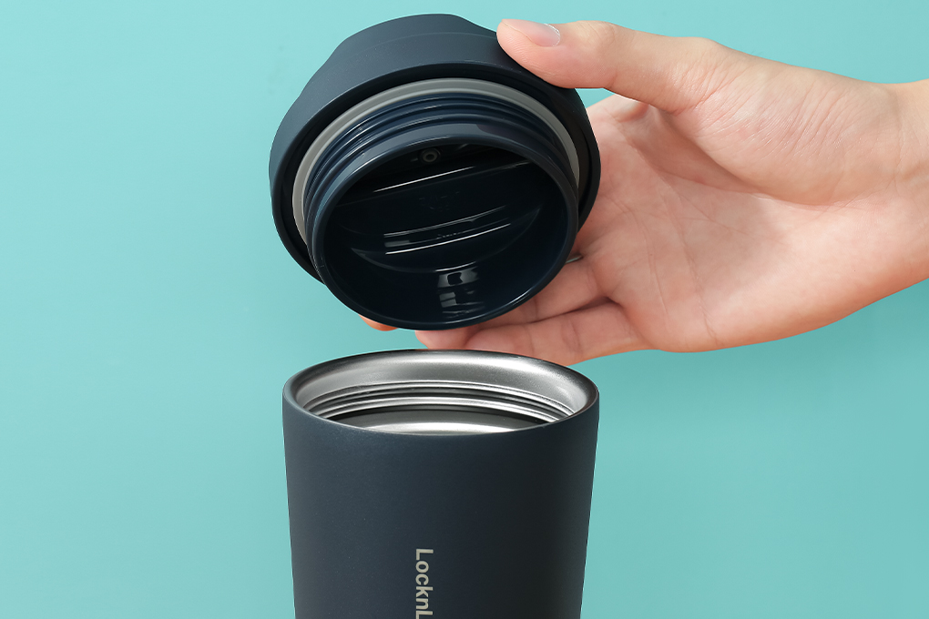 Ly giữ nhiệt inox 550 ml Lock&Lock LHC3249BLK Màu Xanh Navy