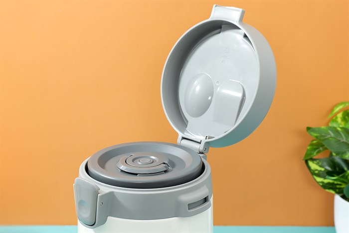 Bộ bình đựng thức ăn giữ nhiệt inox Lock&Lock LHC8039WHT Màu Trắng