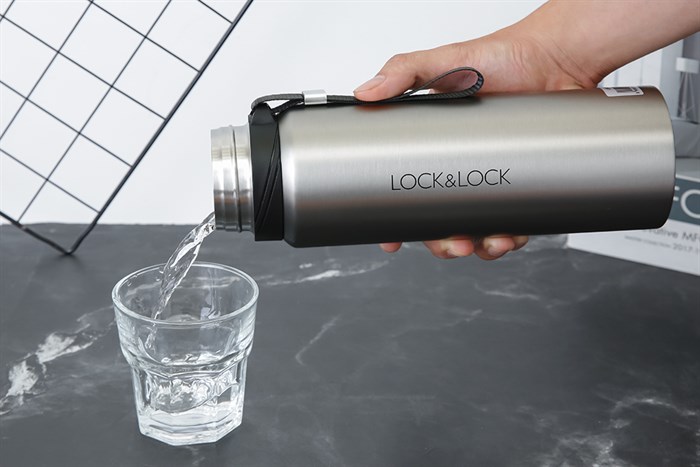 Bình giữ nhiệt inox 800 ml Lock&Lock LHC6180SLV Màu Bạc