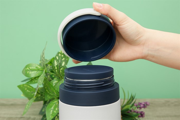 Bình đựng thức ăn giữ nhiệt inox 700 ml Lock&Lock LHC8042NVY Màu Xanh Navy