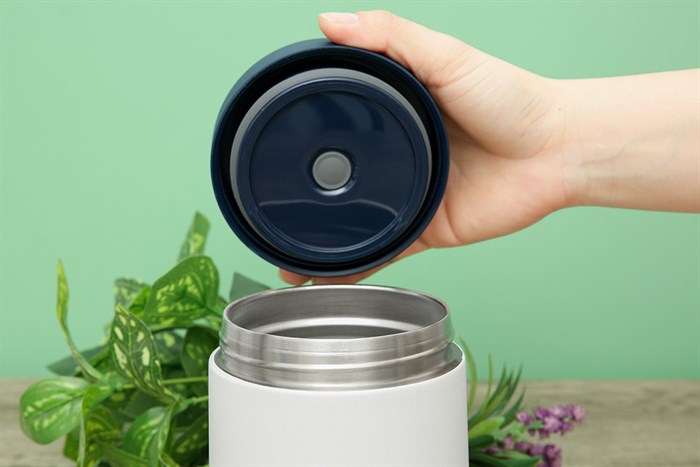 Bình đựng thức ăn giữ nhiệt inox 700 ml Lock&Lock LHC8042NVY Màu Xanh Navy