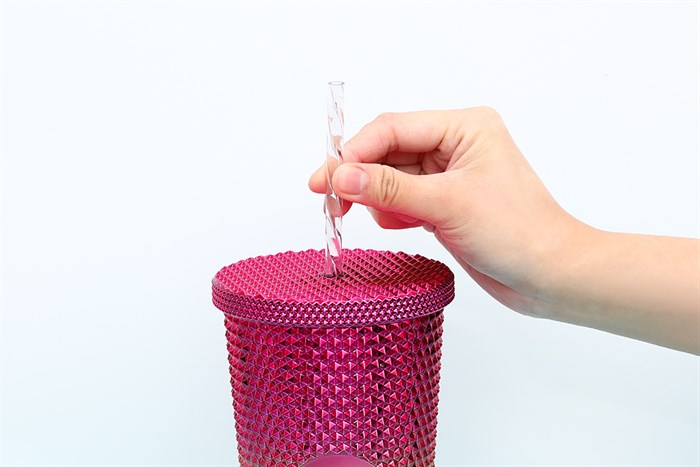 Ly nhựa 2 lớp kèm ống hút 710 ml DMX TH90061 Màu Màu Hồng Đa Sắc