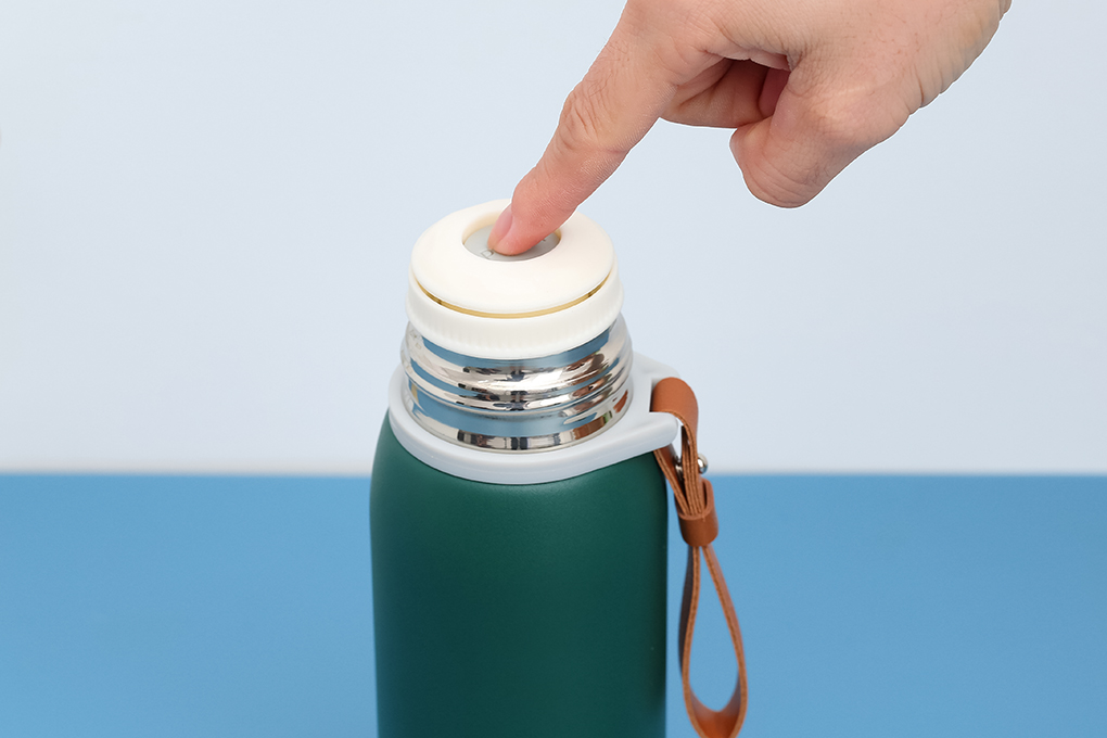 Bình giữ nhiệt Inox 500 ml Delites Z102 xanh lá Màu Xanh lá