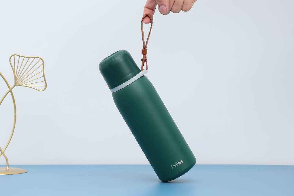 Bình giữ nhiệt Inox 500 ml Delites Z102 xanh lá Màu Xanh lá