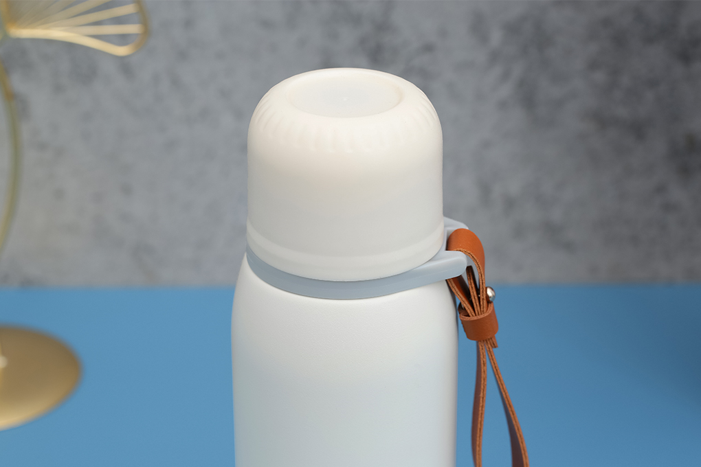 Bình giữ nhiệt Inox 500 ml Delites Z102 trắng Màu Trắng
