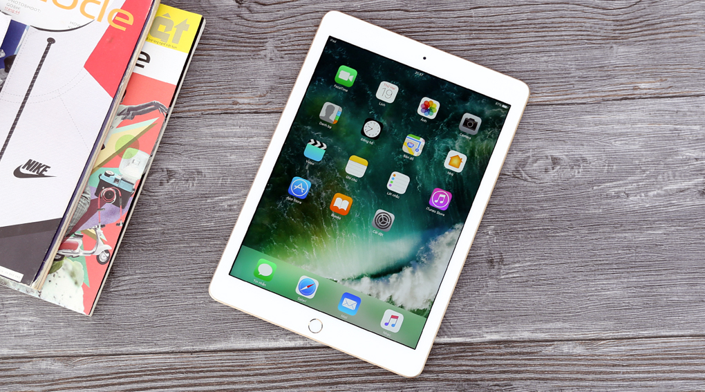 Máy tính bảng iPad Wifi 128GB (2017) Màu Vàng đồng