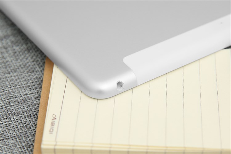 Máy tính bảng iPad Wifi Cellular 32GB (2018)